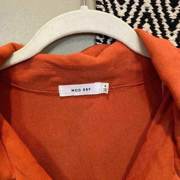 MOD REF ORANGE TIE FRONT CROP TOP S - Picture 4 of 4